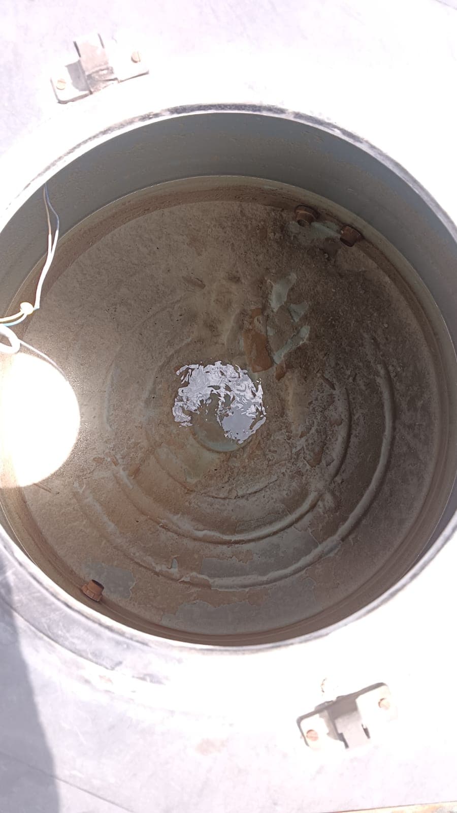 Overhead tank (white): before cleaning